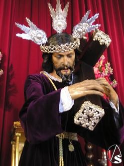Aunque la hermandad desapareci la imagen del Nazareno nunca dej de recibir culto y realizar su Estacin de Penitencia, si bien dejo de hacerlo con hermanos Nazarenos, forma conservada hasta la actualidad 