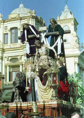 Descendimiento por el Ayuntamiento de Mlaga